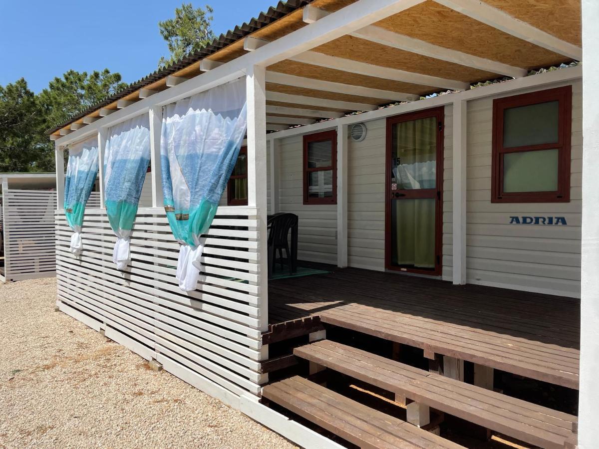 Dalmacia Mobile Homes And Caravans At The Beach Privlaka  Exterior photo