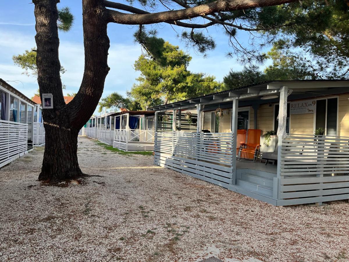 Dalmacia Mobile Homes And Caravans At The Beach Privlaka  Exterior photo